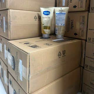 Kem Dưỡng thể Vaselin hàng nội địa Thái Lan