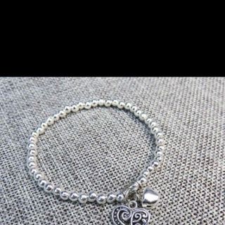 Chuỗi đeo tay phong thủy đẹp nha kim loại mẫu mới