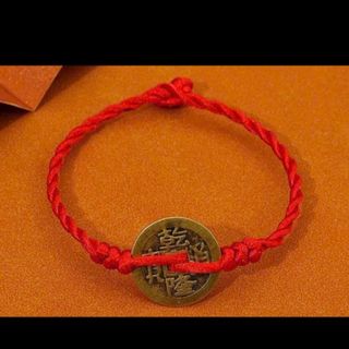 Vòng đeo tay đồng xu đeo tay đẹp