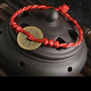 Vòng đeo tay đồng xu đeo tay đẹp