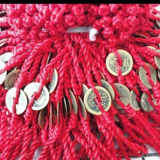 Vòng đeo tay đồng xu đeo tay đẹp