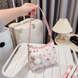 TÚI XÁCH NỮ DA PU HỌA TIẾT ĐÁNG YÊU TẶNG MÓC TREO SAO BÔNG W774 - WINNIE HOUSE