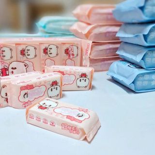 SET 8 GÓI KHĂN ƯỚT MINI SIÊU DỄ THƯƠNG