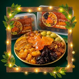 Ô MAI ƯỚT MIX 10 VỊ TRUYỀN THỐNG NGON MÊ LY HỘP 500G - WINNIE HOUSE