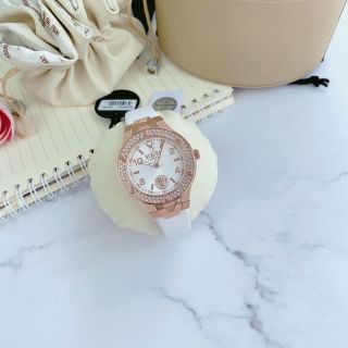 ĐỒNG HỒ NỮ CHÍNH HÃNG VESUS DÂY DA TRẮNG VIỀN ĐÁ