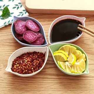 Chén Bát Đựng Gia Vị Hình Chiếc Lá Dĩa Đựng Nước Chấm Dễ Thương A1141