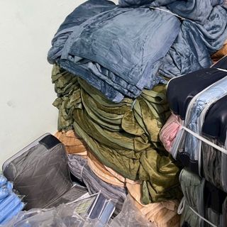 Mền muji . Mền lông cao cấp dày dặn bền đẹp , không đổ lông. Mền MUJI