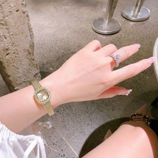 ĐỒNG HỒ NỮ CHÍNH HÃNG FUNMEI FL2111 MẶT VUÔNG VIỀN ĐÁ SWA TRÁI TIM DÂY LƯỚI FULLBOX