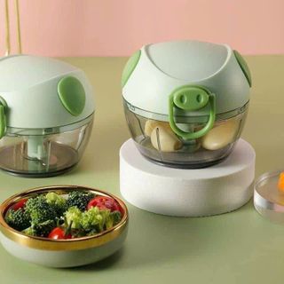 Dụng Cụ Cay Tỏi Ớt Xay Rau Củ Ăn Dặm Kéo Tay Hình Con Heo Mini A0641