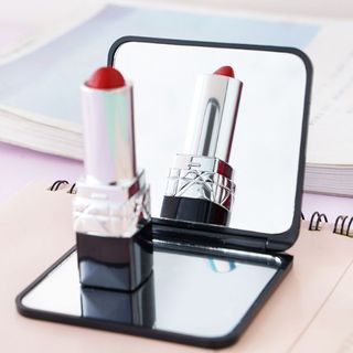 Gương vuông trang điểm mini cầm tay, gương trang điểm công chúa cầm tay có thể gập lại A1213