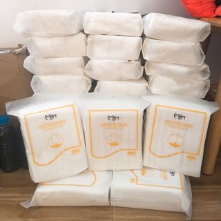 Bông Tẩy Trang 222 Miếng Cotton Pads Vệ Sinh Da Mặt A0842