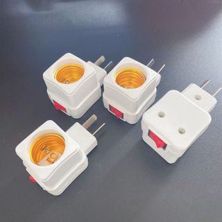 Ổ cắm công tắc đui đèn vuông màu trắng có đầu đèn xoay được A1152