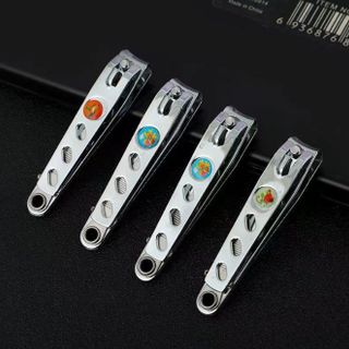 Kềm cắt móng tay bằng thép không gỉ lớn 3 lỗ kèm dụng cụ lấy ráy tai A1328