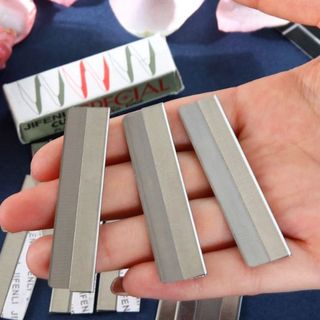 Hộp 10 lưỡi dao cạo lông mày lưỡi cắt tỉa lông mày dành cho nữ trang điểm cá nhân A1215