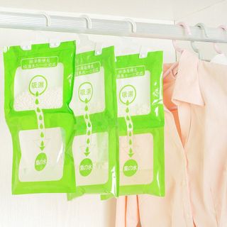 Túi Hút Ẩm Đa Năng Có 2 Ngăn Chống Ẩm Mốc Treo Tủ Quần Áo A1824