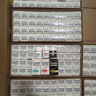 Lăn khử mùi cơ thể Etiaxil