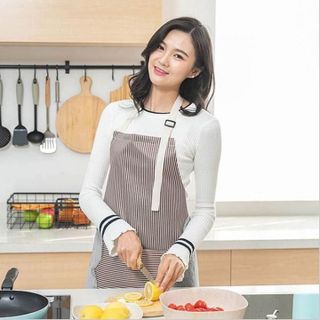 Tạp Dề Kẻ Sọc Có Túi Và Khăn Lau 2 Bên Có Túi A1542