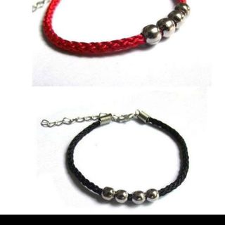 Vòng đeo tay xinh xắn nha vòng tay màu đỏ