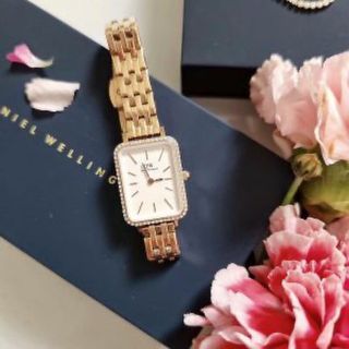 ĐỒNG HỒ NỮ CAO CẤP D WELLINGTON LUMINE DÂY THÉP MẶT CN VIỀN HỘT FULLBOX TEM