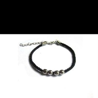 Vòng đeo tay nam nữ mẫu mới màu đen