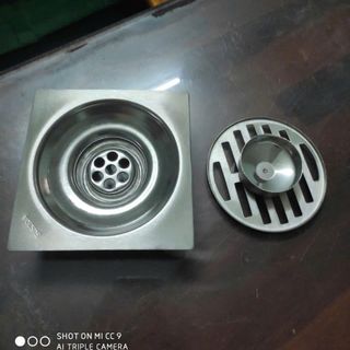 Phễu thoát sàn thoát nước bằng inox lượt ráp chống mùi hôi - Pe 330