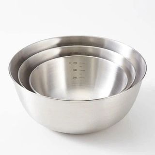 Set 3 Bát Âu Trộn Bột, Thau Trộn Salad Inox 304 Dày Dặn Có Vạch Chia Dung Tích Cao Cấp A2261