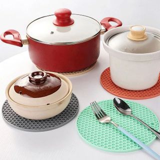 Đế Lót Nồi Silicon Cách Nhiệt Chống Trượt Hình Tổ Ong A2214