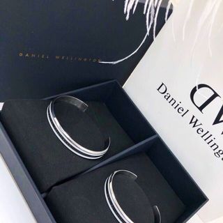 CUFF CAO CẤP NAM VÀ NỮ DANIEL W MÀU BẠC BA SỌC FULLBOX