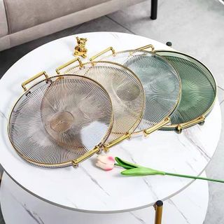 Khay Mâm Úp Ly Đựng Hoa Quả Hình Tròn Có Tay Cầm Viền Vàng chất liệu Acrylic cao cấp A3123