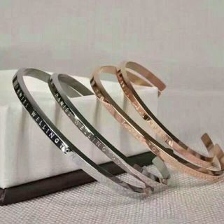 CUFF CAO CẤP DANIEL W MỎNG KHẮC CHỮ FULLBOX TÚI