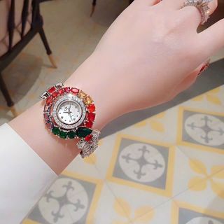 ĐỒNG HỒ NỮ CHÍNH HÃNG FUNMEI F2073 DÂY BẠC VIÊN CHỦ EMERALD FULLBOX