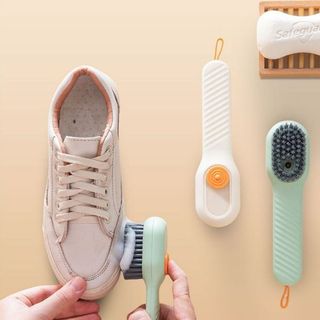 Bàn chải đánh giày đa năng dùng trong gia đình, dụng cụ đánh giày giặt quần áo có bình đựng xà phòng A5011