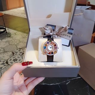 ĐỒNG HỒ NỮ CAO CẤP PVLGARI DÂY DA VIỀN ĐÁ MÀU NIỀNG VÀNG GOLD