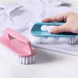 Bàn chải giặt đồ vệ sinh bàn chải chà giày chà quần áo mềm bằng nhựa có tay cầm L0652