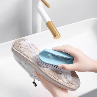 Bàn chải giặt đồ vệ sinh bàn chải chà giày chà quần áo mềm bằng nhựa có tay cầm L0652