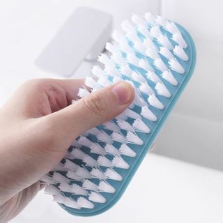 Bàn chải giặt đồ vệ sinh bàn chải chà giày chà quần áo mềm bằng nhựa có tay cầm L0652