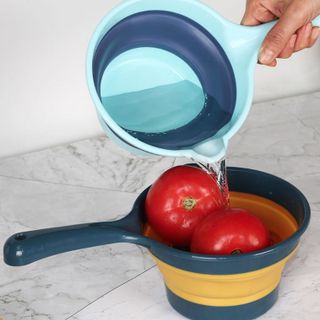 Ca Múc Nước Gấp Gọn Nhựa Dẻo Đa Năng Có Tay Cầm, Ca Đong Nước Dày Dặn Dùng Nhà Bếp Tưới Cây Rửa Rau L0433