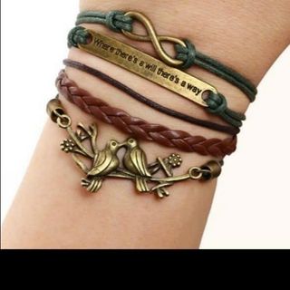 Vòng đeo tay da nhiều tầng mẫu mới nhất