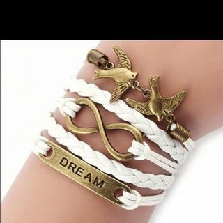 Vòng đeo tay da nhiều tầng mẫu mới nhất