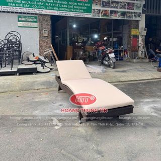 Giường tắm nắng nhựa giả mây