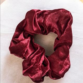 DÂY CỘT TÓC XINH XẮN