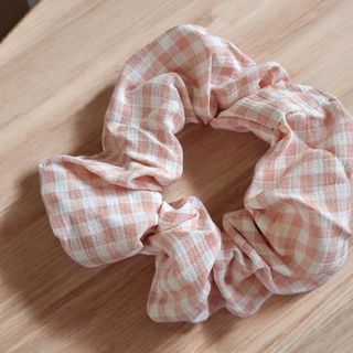 DÂY CỘT TÓC XINH XẮN