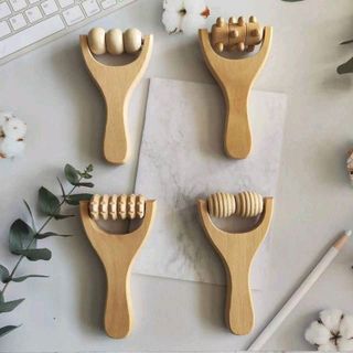 Con lăn massage gỗ tự nhiên cầm tay