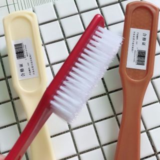 Bàn chải giày giặt quần áo cán dài bằng nhựa kiểu dáng mới L1623