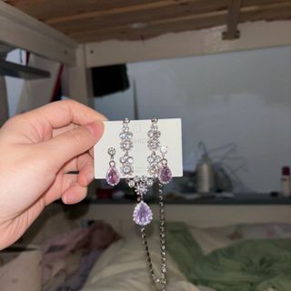 Dây chuyền đính hột kim cương sáng lấp lánh