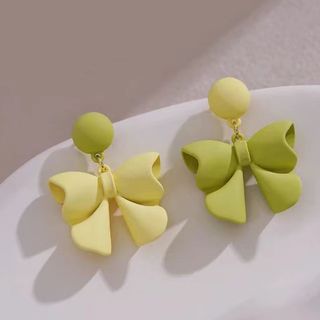 Sỉ hoa tai tone màu xanh hoa lá cực xinh, nổi bật