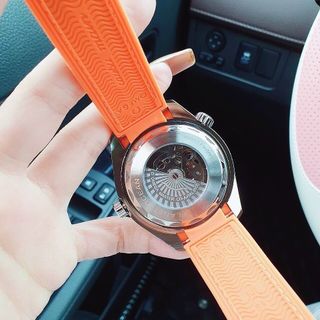 XẢ RẺ ĐỒNG HỒ NAM TRUNG CẤP ÔMEGHA CƠ DÂY CAO SU MÀU CAM