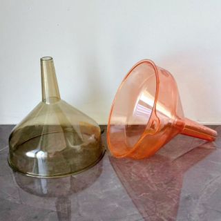 Phễu rót rượu vang trong suốt lớn, dày dùng trong nhà bếp và gia đình L1944