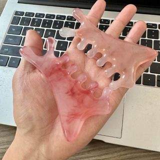 Lược massage đầu hình hươu bằng nhựa 4 trong 1, Lược kinh lạc đầu, Dụng cụ cạo gió, Thiết bị trị liệu đầu L1932