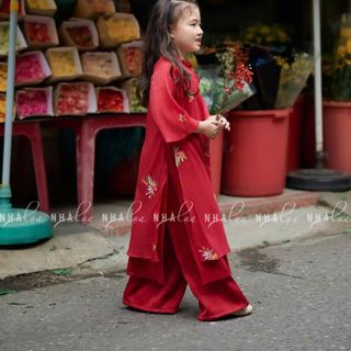 Sỉ áo dài cách tân bé gái